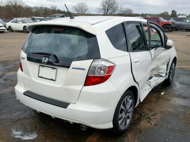 JHMGE8H59CC009408 - 2012 HONDA FIT SPORT WHITE photo 4