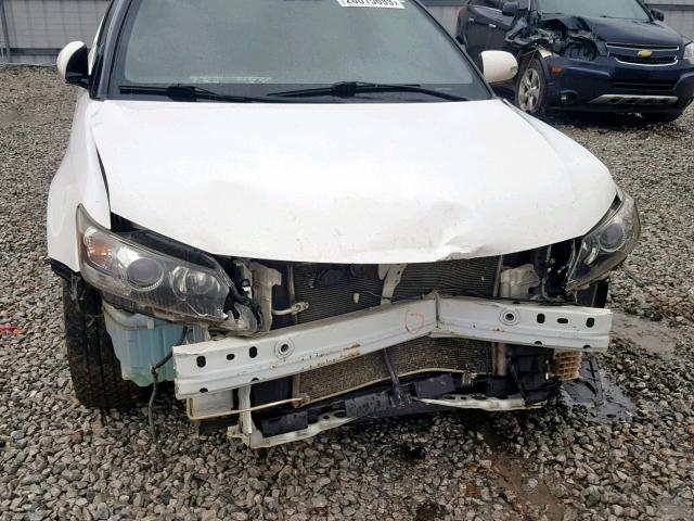 JTKJF5C71D3052713 - 2013 TOYOTA SCION TC თეთრი ფოტო 9