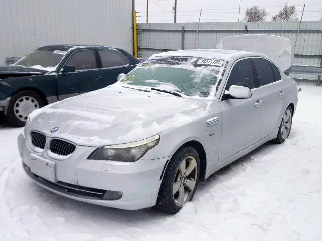 WBANV13538CZ55564 - 2008 BMW 528 XI SILVER photo 2