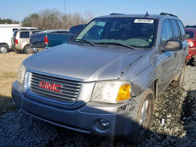 1GKDS13S262298695 - 2006 GMC ENVOY SILVER photo 2