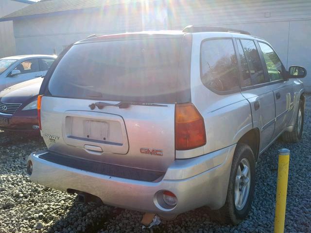 1GKDS13S262298695 - 2006 GMC ENVOY SILVER photo 4