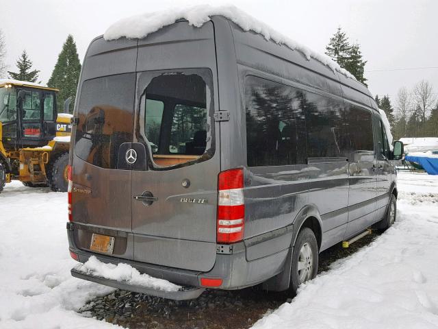 WDZPE8CC4D5805237 - 2013 MERCEDES-BENZ SPRINTER 2 GRAY photo 4