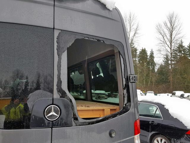 WDZPE8CC4D5805237 - 2013 MERCEDES-BENZ SPRINTER 2 GRAY photo 9