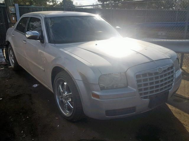 2C3KA43R96H285409 - 2006 CHRYSLER 300 SILVER photo 1