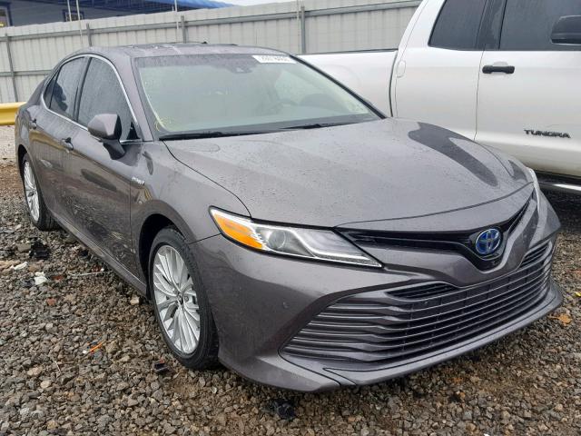 4T1B21HK8JU002387 - 2018 TOYOTA CAMRY HYBR GRAY photo 1