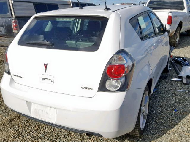 5Y2SP67049Z430197 - 2009 PONTIAC VIBE WHITE photo 4