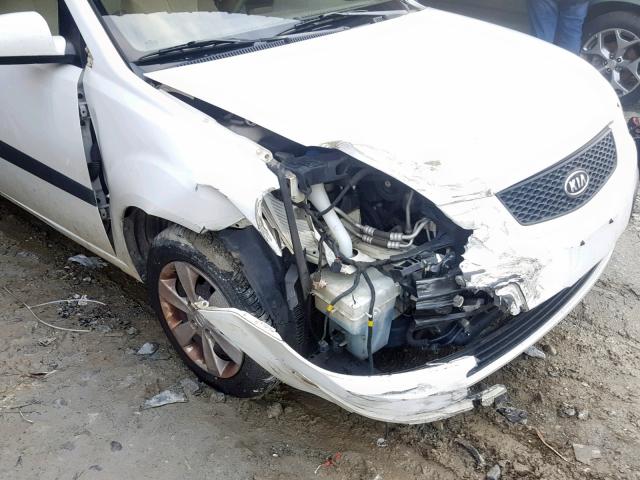 KNADE123286382845 - 2008 KIA RIO BASE WHITE photo 9