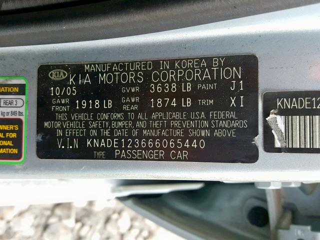 KNADE123666065440 - 2006 KIA RIO BLUE photo 10