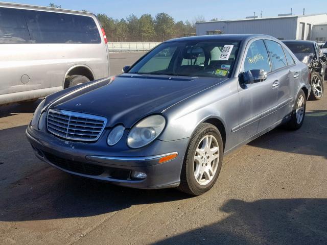 WDBUF56J16A817850 - 2006 MERCEDES-BENZ E 350 GRAY photo 2