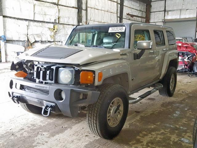 5GTDN136668202479 - 2006 HUMMER H3 GOLD photo 2