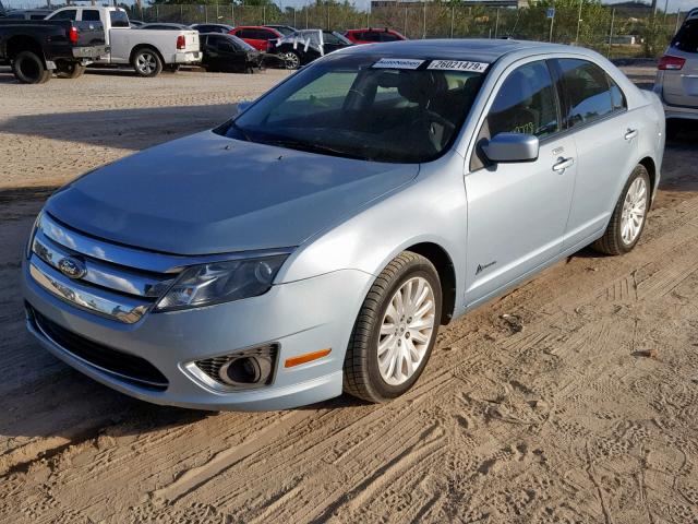 3FADP0L33AR384608 - 2010 FORD FUSION HYB BLUE photo 2