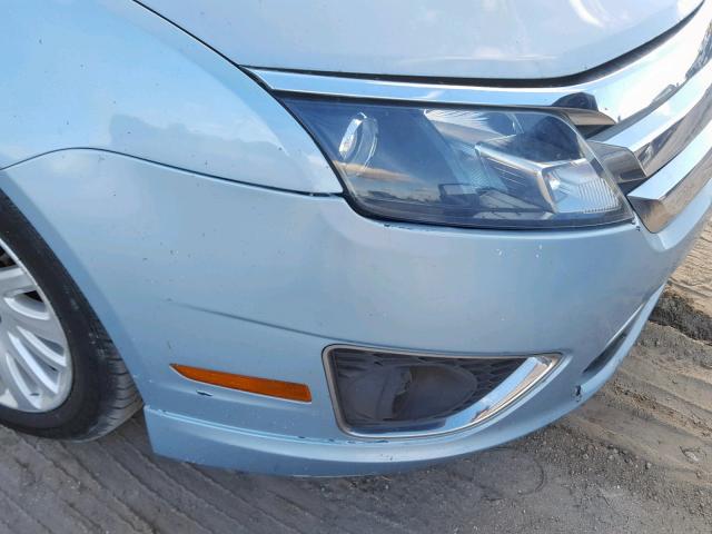 3FADP0L33AR384608 - 2010 FORD FUSION HYB BLUE photo 9