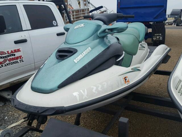 ZZN32474A000 - 2000 BOMBARDIER SEADOO WHITE photo 2