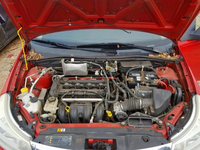 1FAHP35N38W223426 - 2008 FORD FOCUS SE RED photo 7