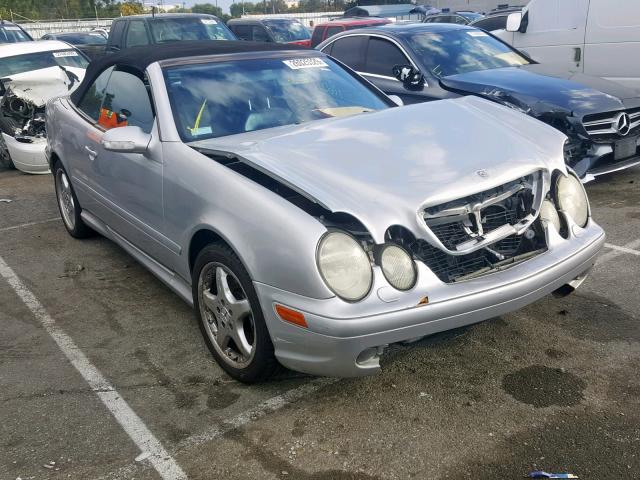 WDBLK74GX2T105944 - 2002 MERCEDES-BENZ CLK 55 AMG SILVER photo 1