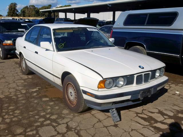 WBAHC2313LGB23149 - 1990 BMW 525 I AUTO WHITE photo 1