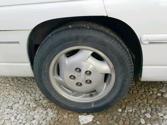 2G1WL52MXV9237549 - 1997 CHEVROLET LUMINA BAS 白色 照片 9