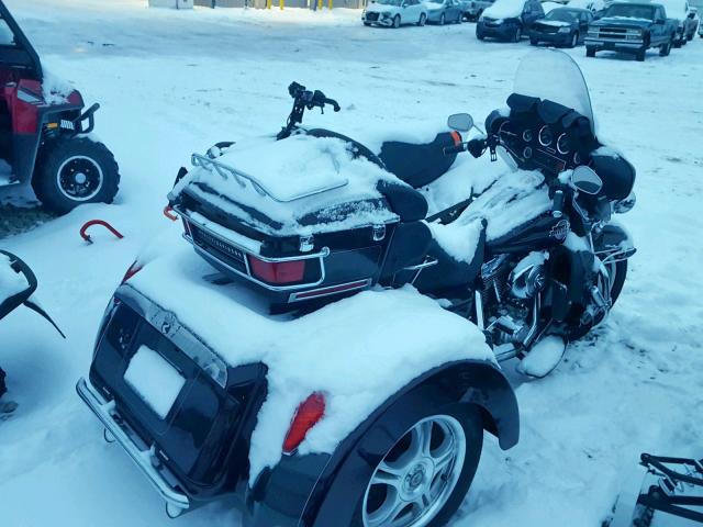 1HD1FCW125Y633403 - 2005 HARLEY-DAVIDSON FLHTCUI BLACK photo 4