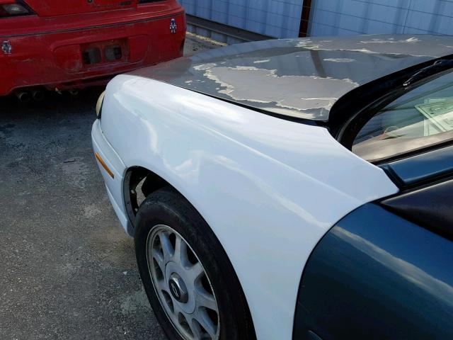 1G1NE52M4W6165875 - 1998 CHEVROLET MALIBU LS GREEN photo 9