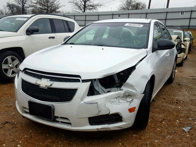 1G1PA5SH3D7311715 - 2013 CHEVROLET CRUZE LS WHITE photo 2