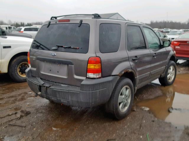 1FMYU031X5KA01952 - 2005 FORD ESCAPE XLT GRAY photo 4