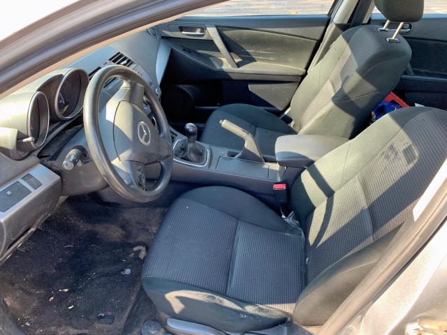 JM1BL1TG8D1823886 - 2013 MAZDA 3 I GRAY photo 5