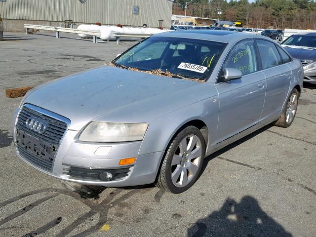 WAUDG74F45N101067 - 2005 AUDI A6 3.2 QUA SILVER photo 2