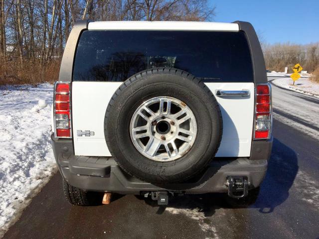 5GTDN136768108465 - 2006 HUMMER H3 WHITE photo 6