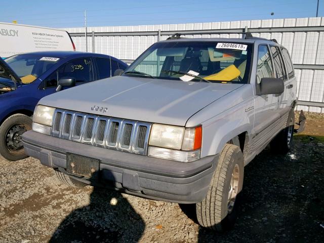 1J4GZ58S0SC673938 - 1995 JEEP GRAND CHER SILVER photo 2