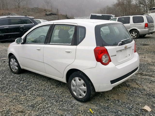 KL1TD66E89B312843 - 2009 CHEVROLET AVEO LS WHITE photo 3