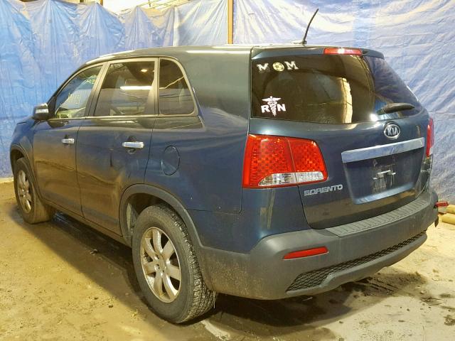 5XYKT3A13BG181665 - 2011 KIA SORENTO BA BLUE photo 3