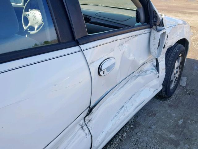 1G1NE52J63M717664 - 2003 CHEVROLET MALIBU LS WHITE photo 9