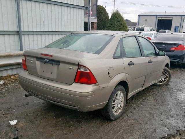 1FAFP34N35W168464 - 2005 FORD FOCUS ZX4 TAN photo 4