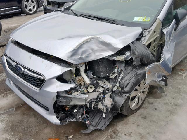 4S3GTAA65J3703107 - 2018 SUBARU IMPREZA GRAY photo 9