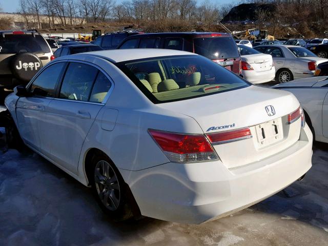 1HGCP2F45CA072410 - 2012 HONDA ACCORD LXP WHITE photo 3