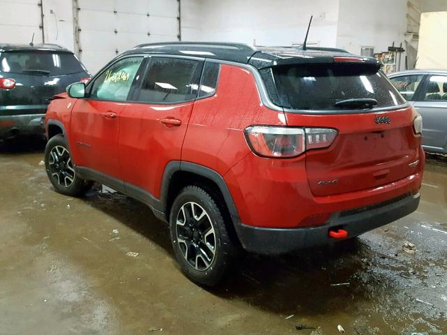 3C4NJDDB7JT503051 - 2018 JEEP COMPASS TR RED photo 3