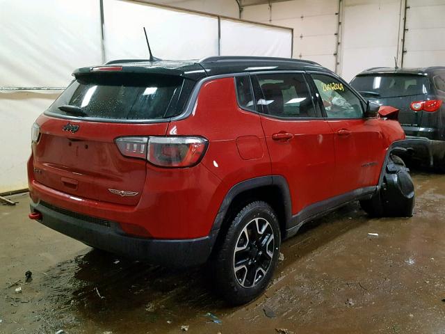 3C4NJDDB7JT503051 - 2018 JEEP COMPASS TR RED photo 4