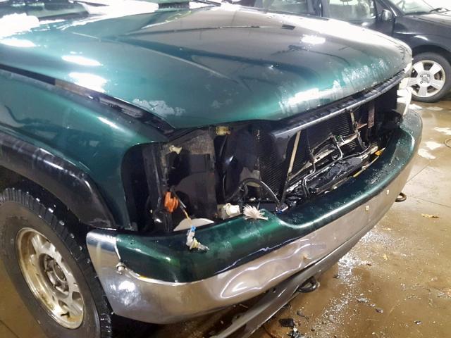 2GTEK19V821251327 - 2002 GMC NEW SIERRA GREEN photo 9