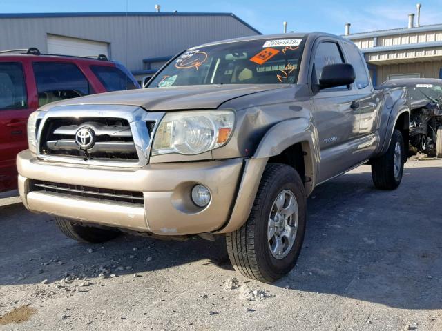 5TETU62N45Z012107 - 2005 TOYOTA TACOMA PRE GOLD photo 2