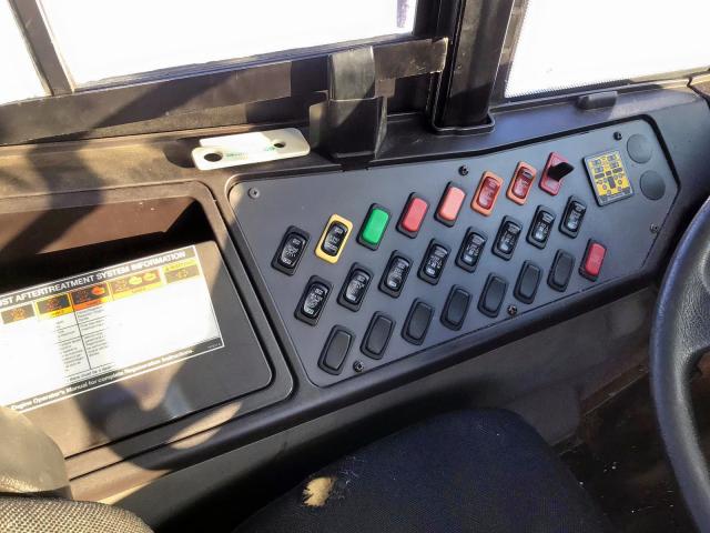 4UZABRDK29CAD4106 - 2009 FREIGHTLINER CHASSIS B2 黄色 照片 9