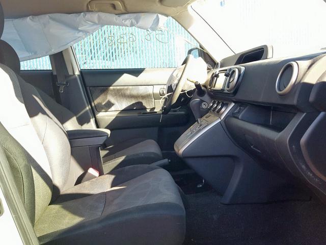 JTLZE4FE4EJ063644 - 2014 TOYOTA SCION XB Ақ фото 5