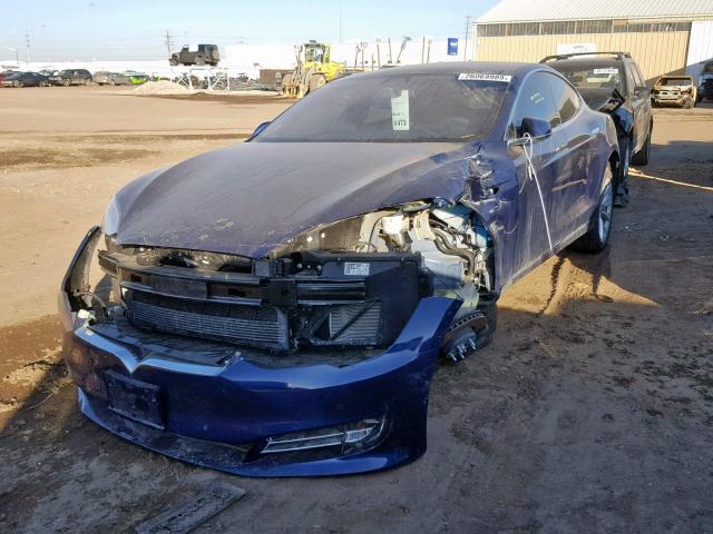 5YJSA1E25JF282760 - 2018 TESLA MODEL S أزرق صورة 2