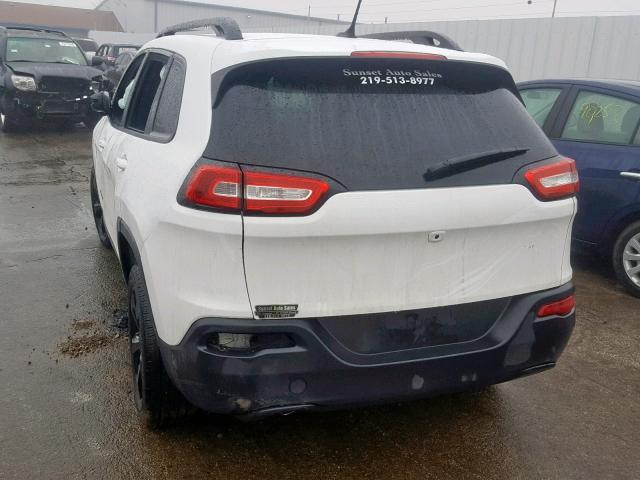 1C4PJLCB4JD563492 - 2018 JEEP CHEROKEE L WHITE photo 3