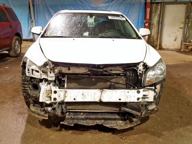 1G1ZH57BX94224900 - 2009 CHEVROLET MALIBU 1LT WHITE photo 9