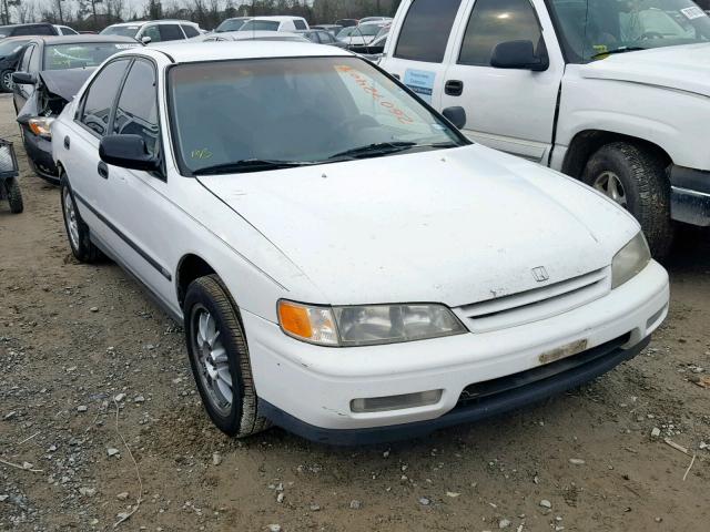 1HGCD5524SA151348 - 1995 HONDA ACCORD DX WHITE photo 1