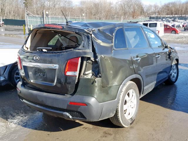 5XYKT3A18BG117511 - 2011 KIA SORENTO BA GREEN photo 4