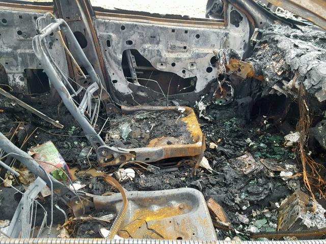 2G2WP552561124859 - 2006 PONTIAC GRAND PRIX BLUE photo 5