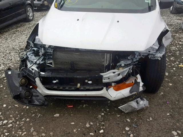 1FMCU0F78EUB45949 - 2014 FORD ESCAPE S WHITE photo 9