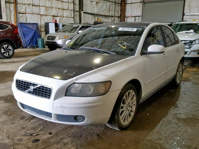 YV1MS382072279204 - 2007 VOLVO S40 2.4I WHITE photo 2