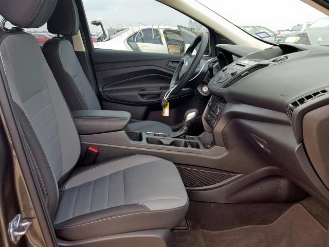 1FMCU0F70HUE94639 - 2017 FORD ESCAPE S GRAY photo 5